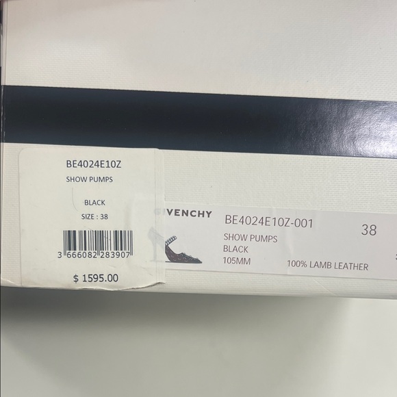 GIVENCHY
Lambskin Chain Stud Mary Jane High-Heel Pumps 38 - Picture 10 of 10